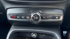 Volvo Xc40 1.5 T3 [163] R DESIGN 5dr Geartronic Petrol Estate